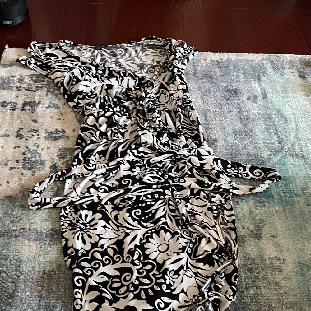 Maggy London Black & White Floral Wrap Midi Dress
